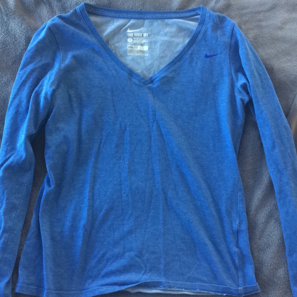 Nike athletic cut dri-fit shirt